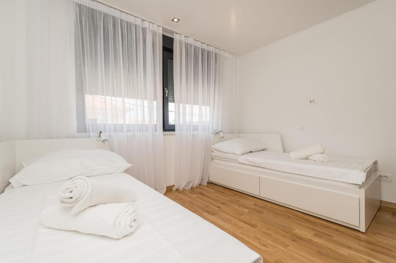 Holiday House Sukosan Zadar Bagian luar foto